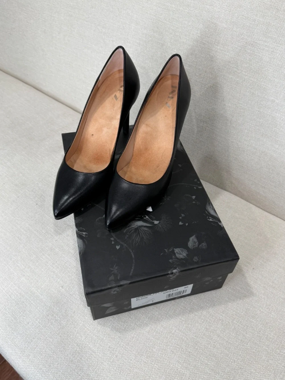 INEZ Morena 90 Black Nappa Leather Pointed Toe Pumps Heels Size 8B